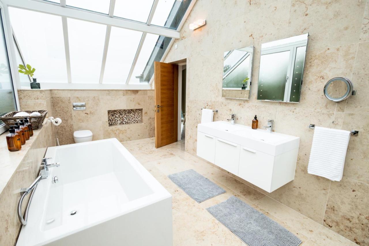 Bed and Breakfast Ecton House Newport  Exteriér fotografie